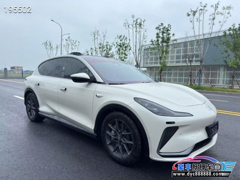 25年智己LS7轿车抵押车出售