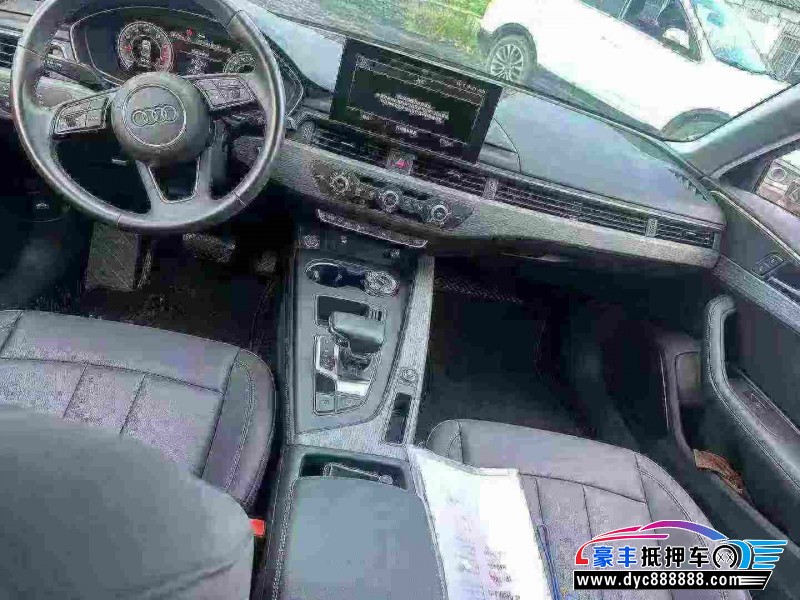 22年奥迪A4L轿车抵押车出售