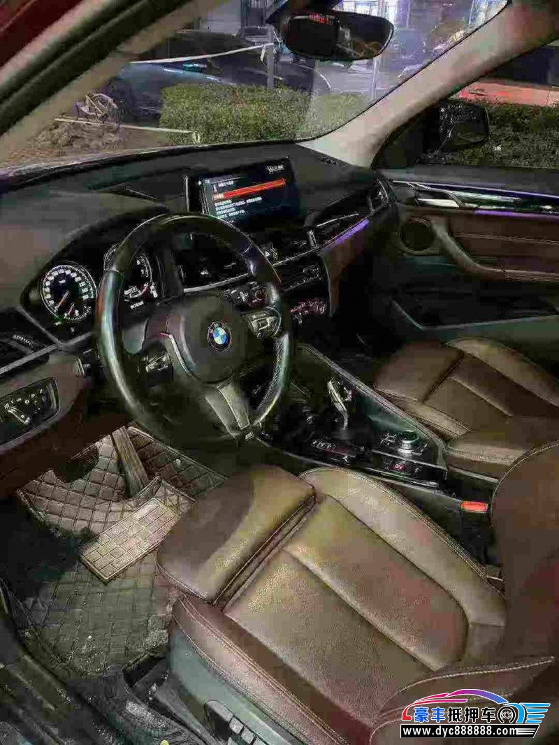 20年宝马X1轿车抵押车出售