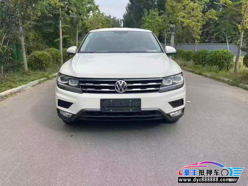 抵押车出售19年大众途观轿车