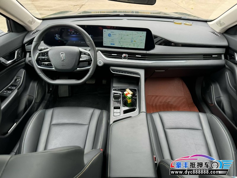 25年奔腾B70轿车抵押车出售