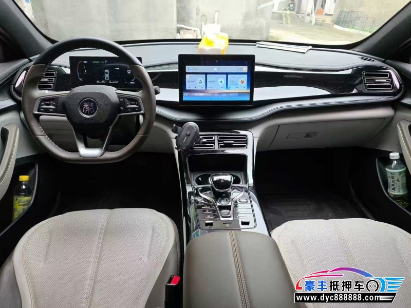 24年比亚迪秦轿车抵押车出售