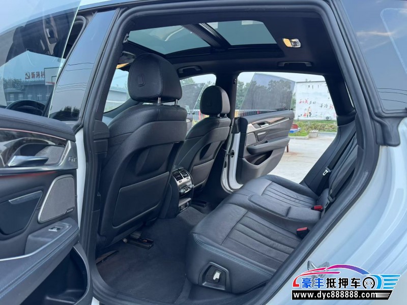 18年宝马6系GT轿车抵押车出售