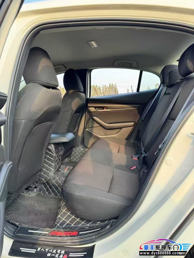 22年马自达昂克赛拉轿车抵押车出售