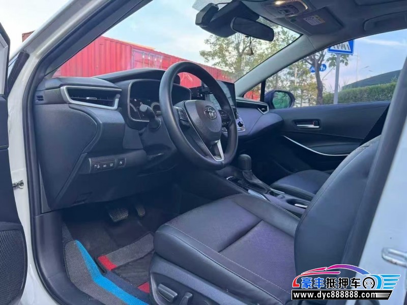 23年丰田雷凌轿车抵押车出售