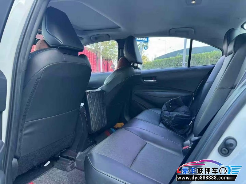 23年丰田雷凌轿车抵押车出售