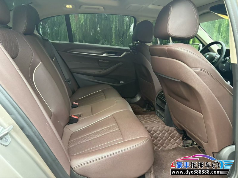 21年宝马5系轿车抵押车出售