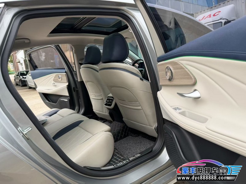 24年奇瑞艾瑞泽轿车抵押车出售