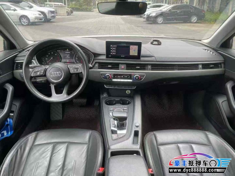 17年奥迪A4L轿车抵押车出售