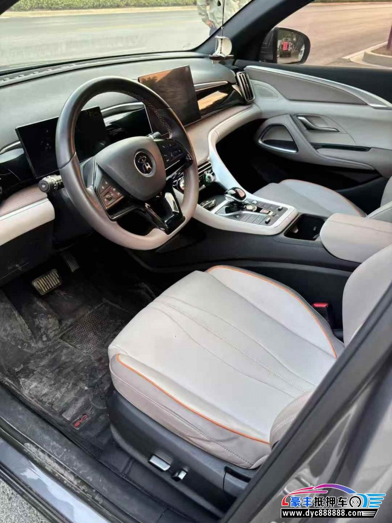 24年比亚迪宋轿车抵押车出售