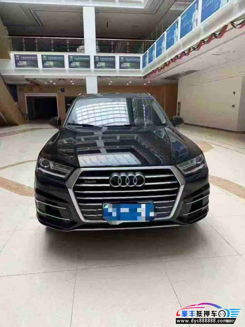 17年奥迪Q7轿车抵押车出售