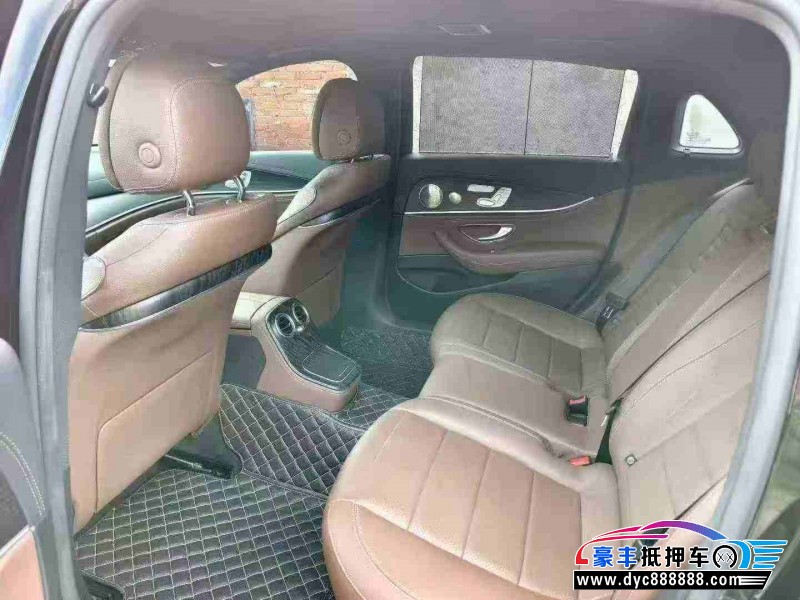 21年奔驰E轿车抵押车出售