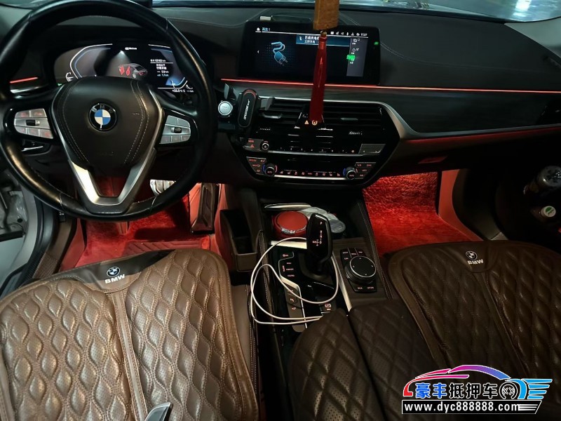 20年宝马5系轿车抵押车出售