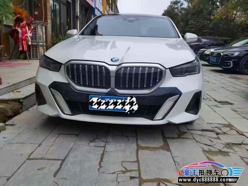 24年宝马5系轿车抵押车出售