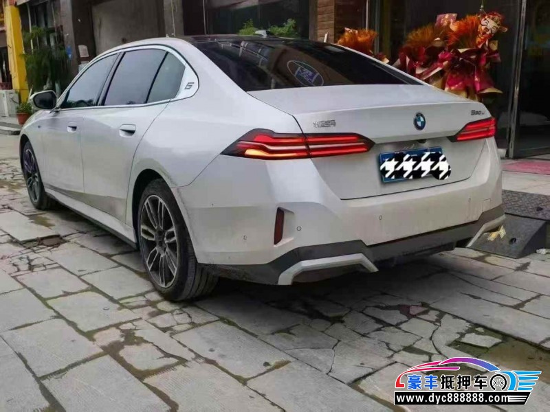 24年宝马5系轿车抵押车出售