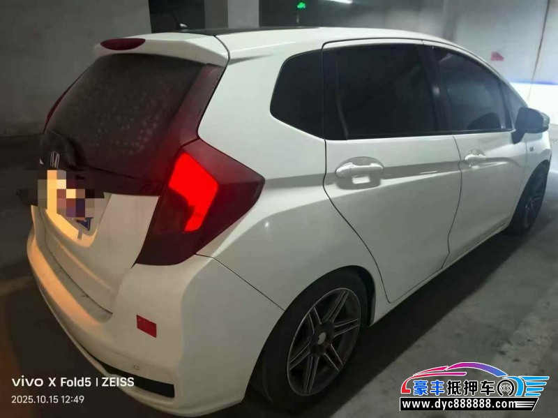 18年本田飞度轿车抵押车出售