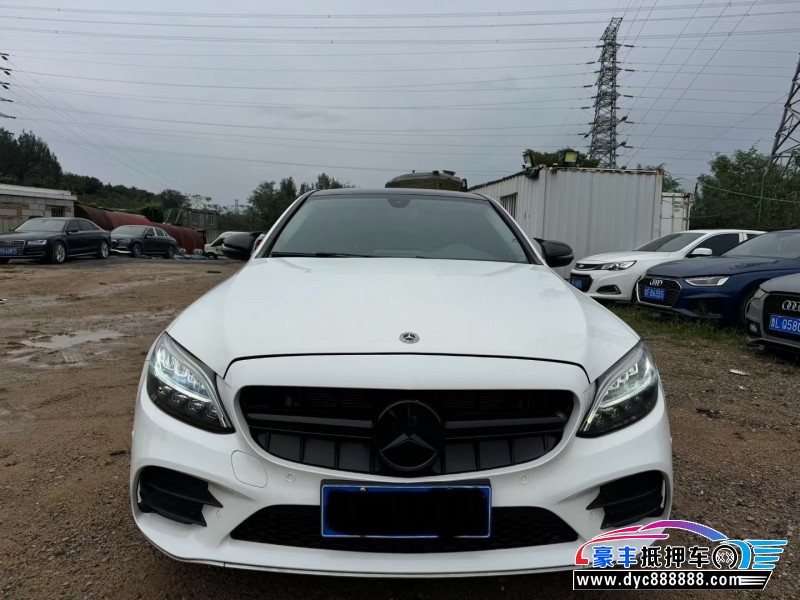 21年奔驰C轿车抵押车出售