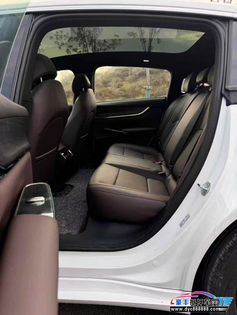 25年长安启源A07轿车抵押车出售