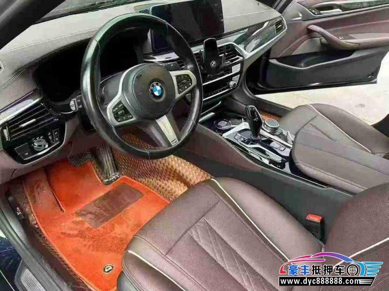 21年宝马5系轿车抵押车出售