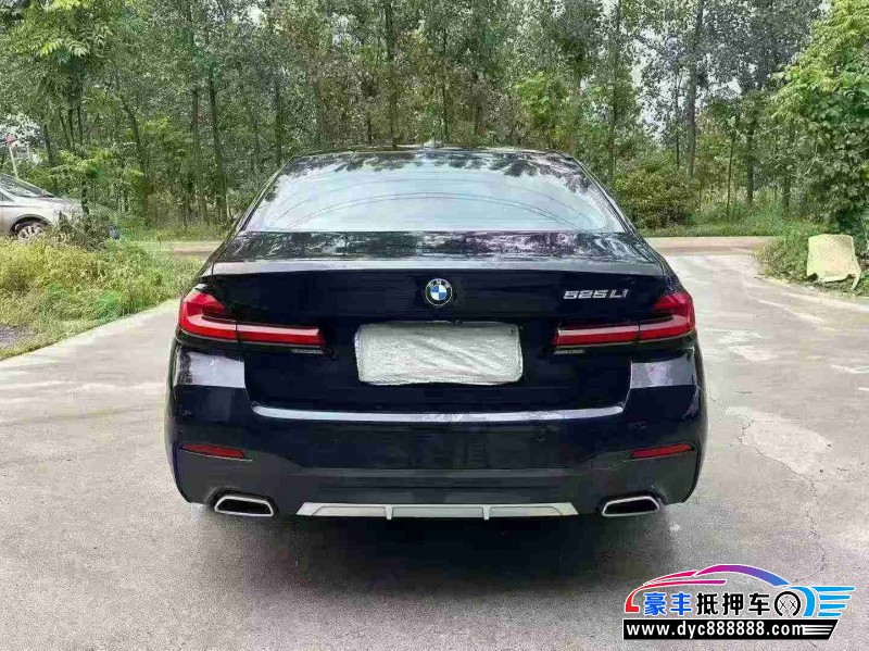 21年宝马5系轿车抵押车出售