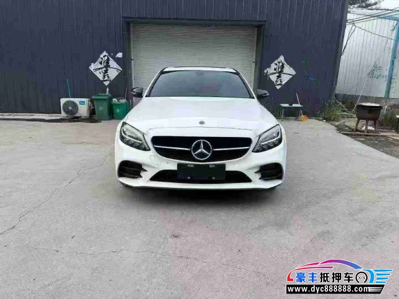 21年奔驰C轿车抵押车出售
