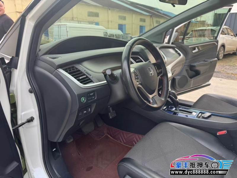 16年本田杰德轿车抵押车出售