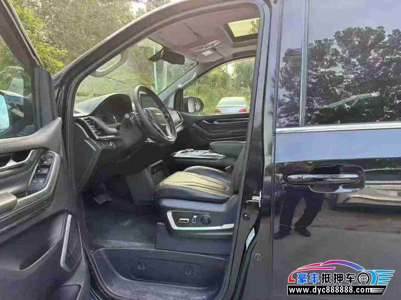 21年上汽大通G20轿车抵押车出售