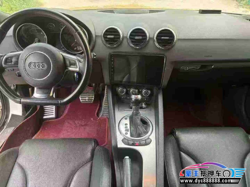 12年奥迪TT轿车抵押车出售