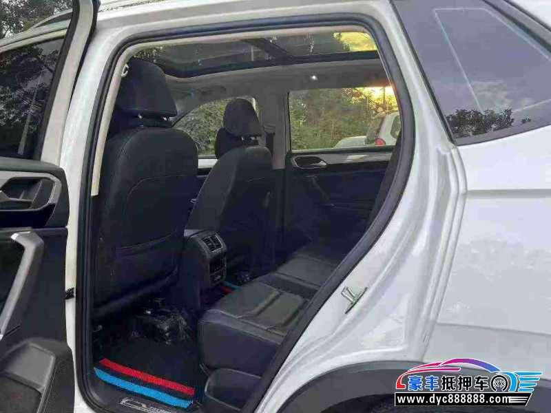 20年大众探岳轿车抵押车出售