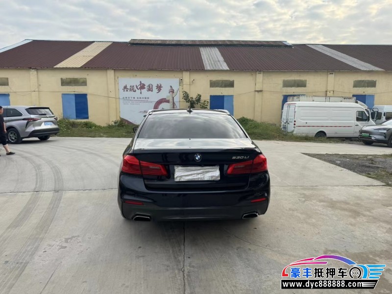 18年宝马5系轿车抵押车出售