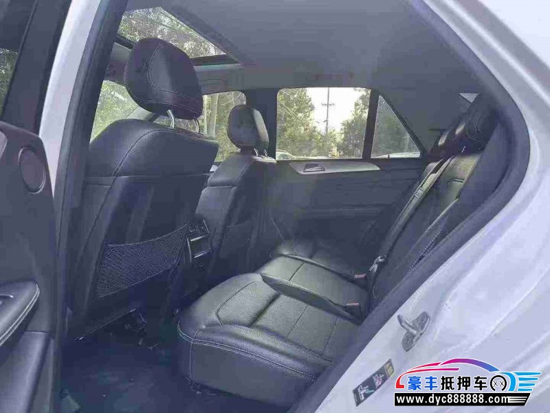 14年奔驰ML轿车抵押车出售