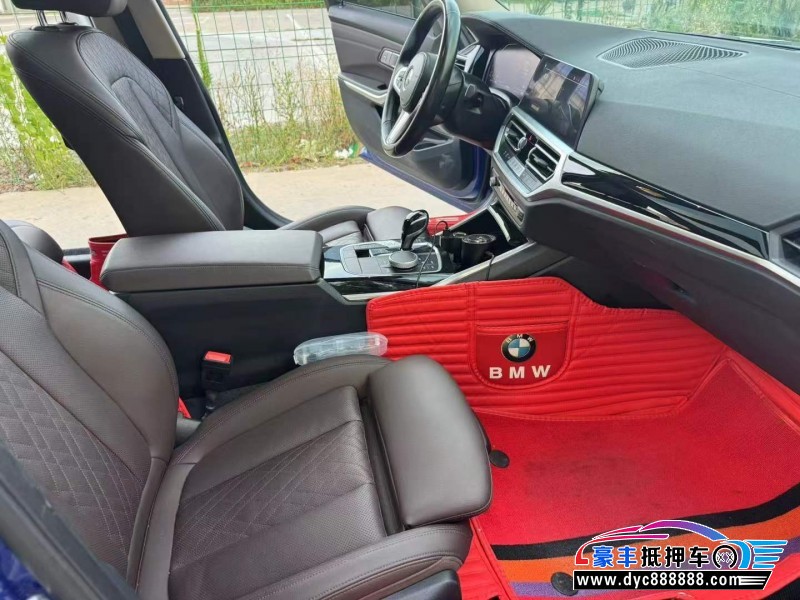 21年宝马3系轿车抵押车出售