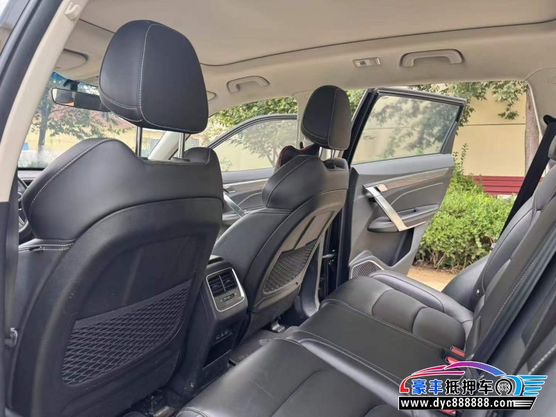 20年吉利博越轿车抵押车出售