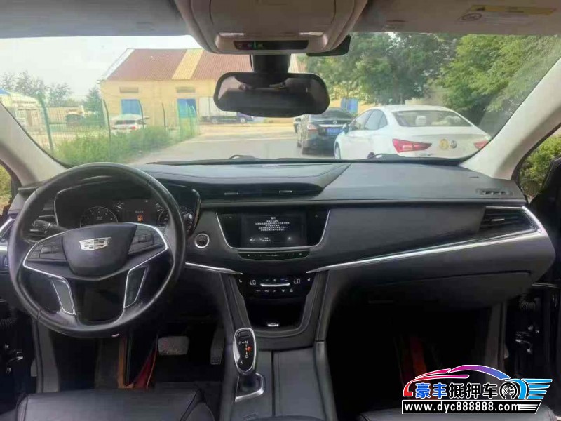 18年凯迪拉克XT5轿车抵押车出售