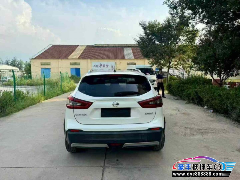 21年日产逍客轿车抵押车出售