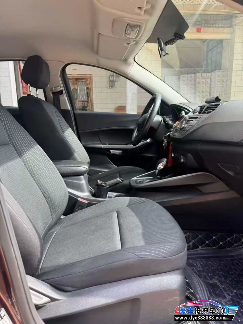 19年福特福睿斯轿车抵押车出售