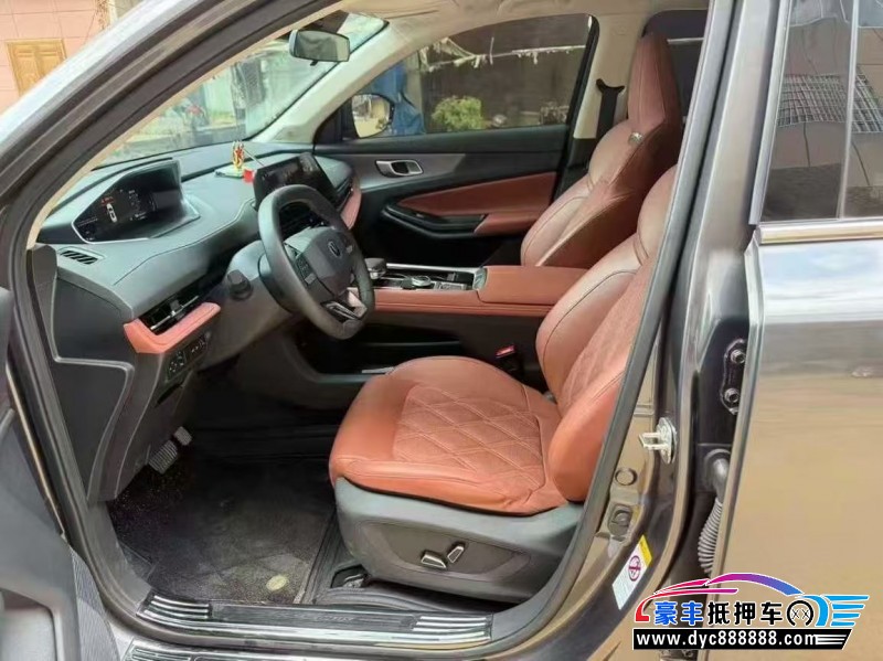 24年长安长安CS55轿车抵押车出售