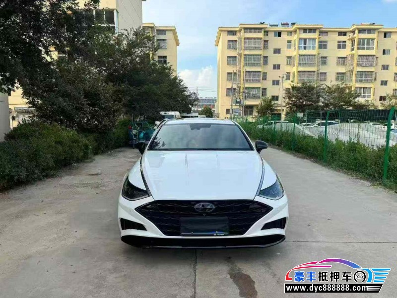 23年现代索纳塔轿车抵押车出售