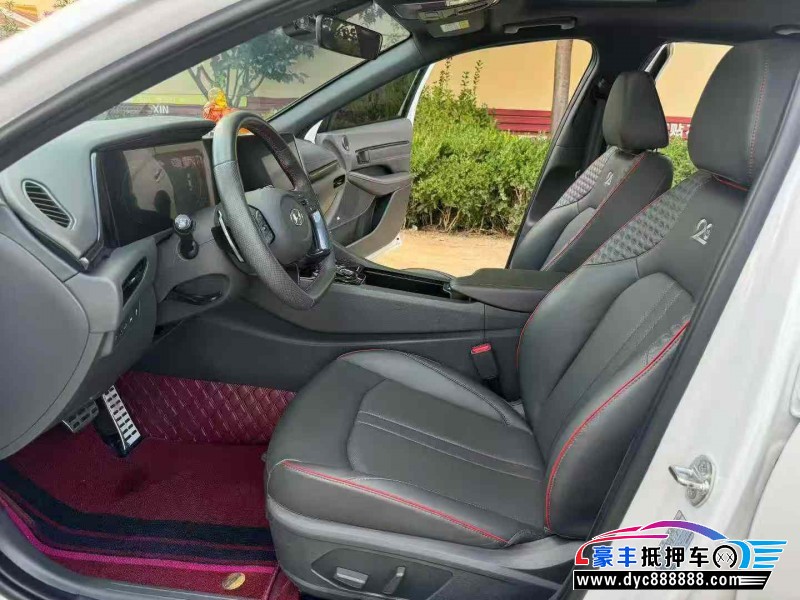 23年现代索纳塔轿车抵押车出售