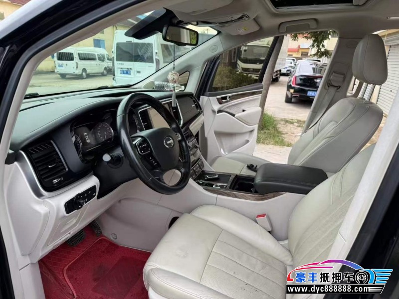 19年传祺M8轿车抵押车出售