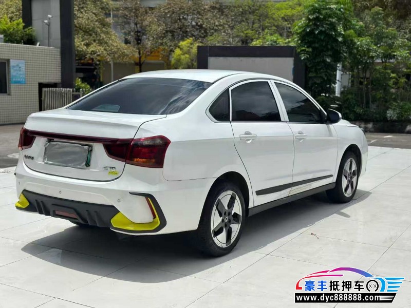 24年东风风神E70轿车抵押车出售