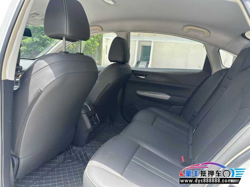 24年东风风神E70轿车抵押车出售