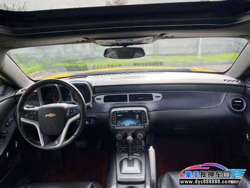 16年雪佛兰科迈罗轿车抵押车出售