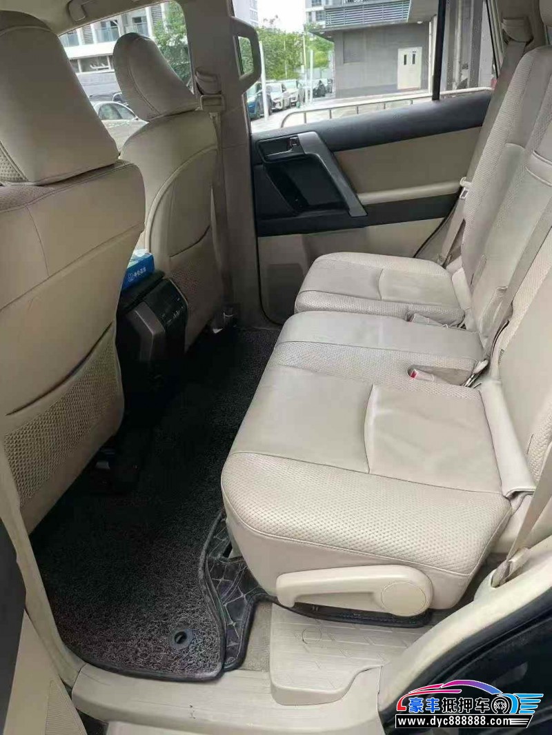 12年丰田普拉多（霸道）轿车抵押车出售