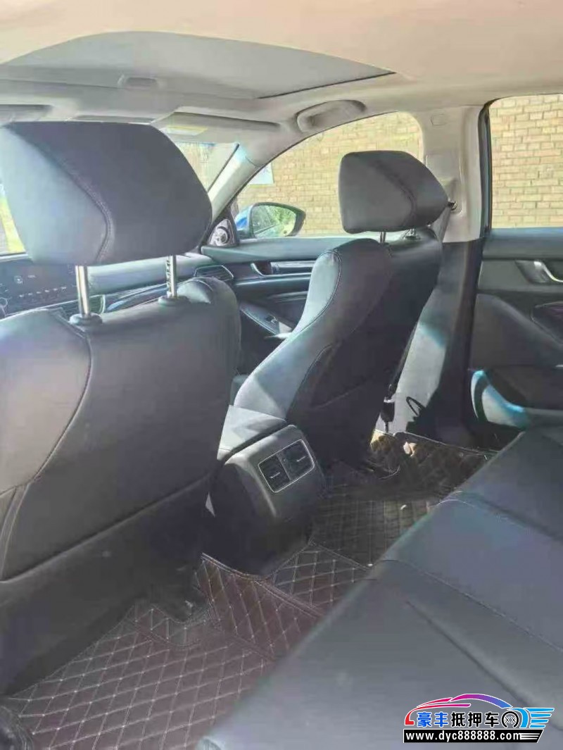 18年本田雅阁轿车抵押车出售