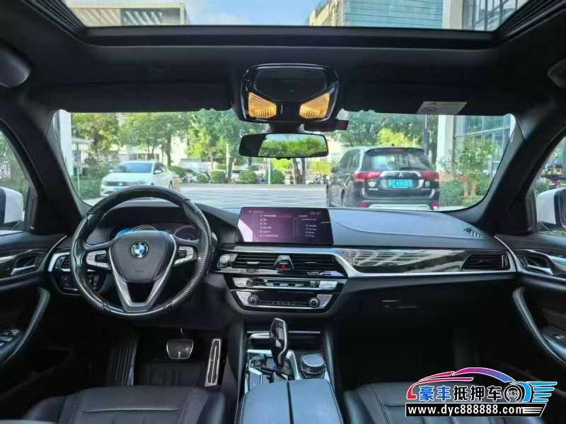 18年宝马5系轿车抵押车出售