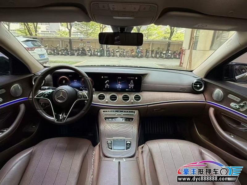 20年奔驰E轿车抵押车出售