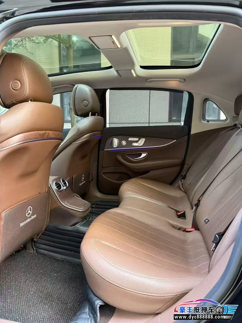 20年奔驰E轿车抵押车出售