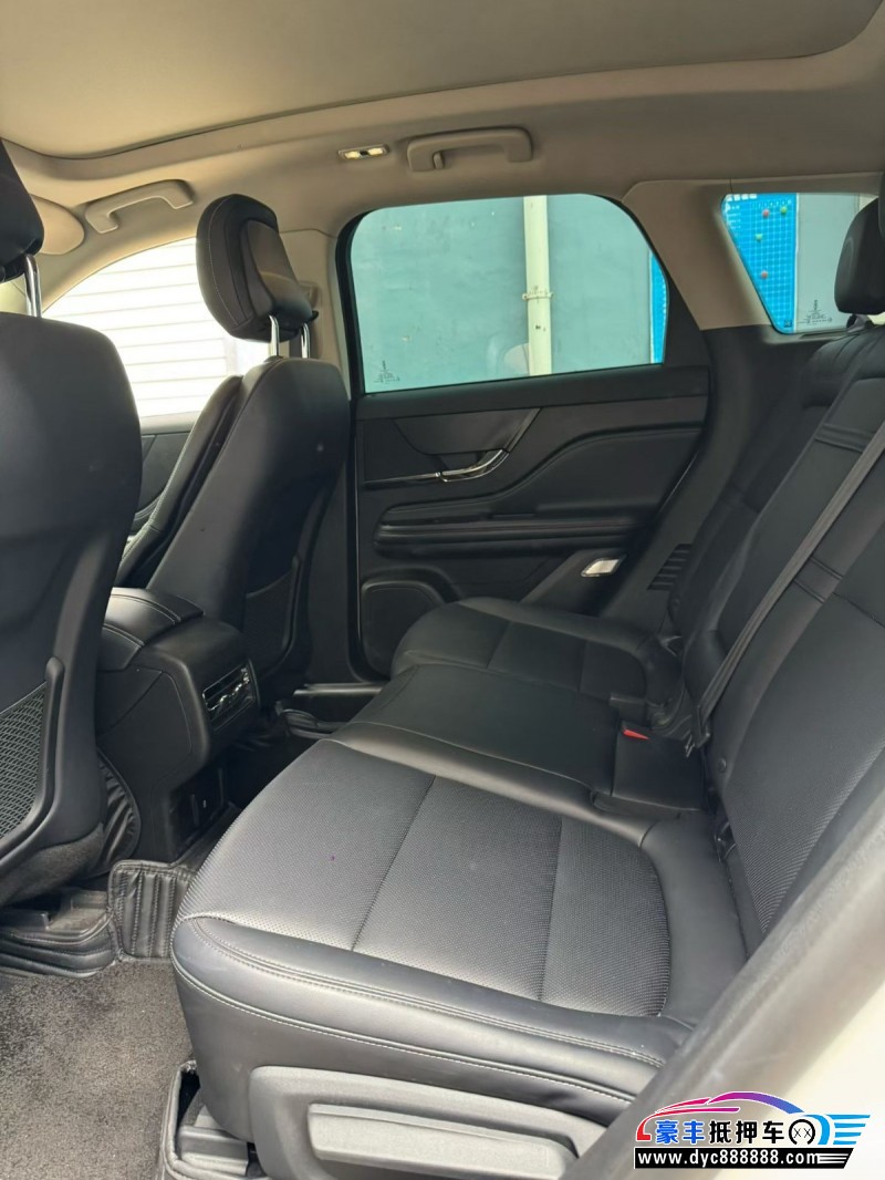 24年林肯冒险家轿车抵押车出售