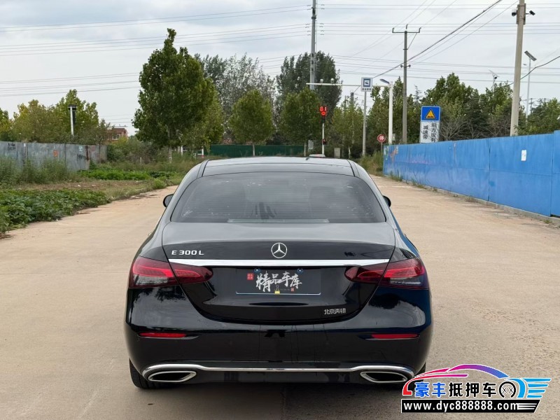 22年奔驰E轿车抵押车出售